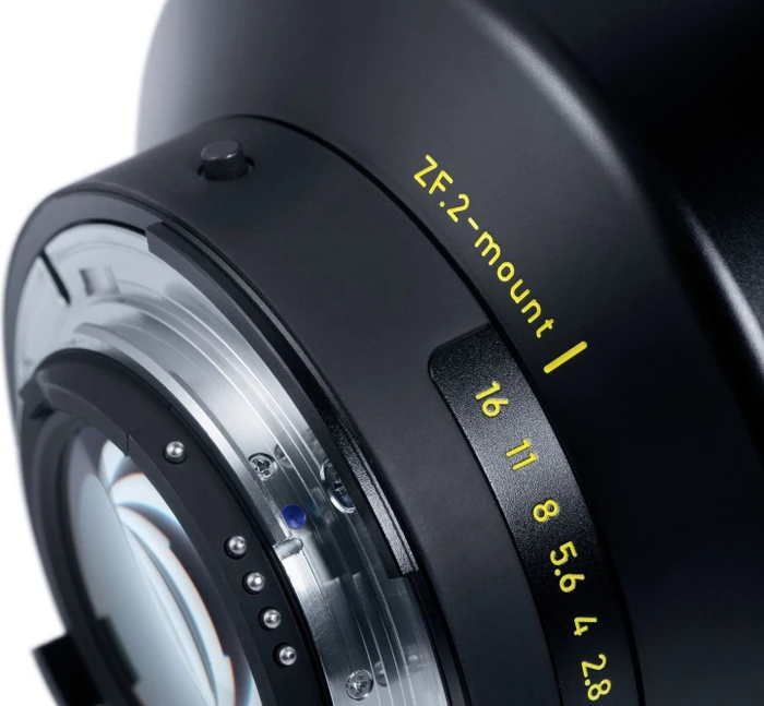 Zeiss ZF.2 Otus 100mm 1.4 für Nikon F