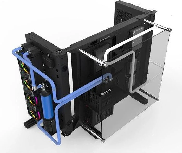 Thermaltake Core P7 schwarz, Glasfenster