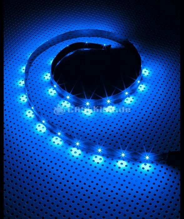 Lamptron FlexLight Pro, blau beleuchtet