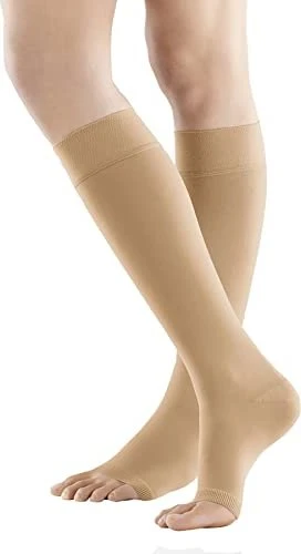 Bauerfeind VenoTrain Micro K2 AD L offen Kompressionsstrümpfe short caramel