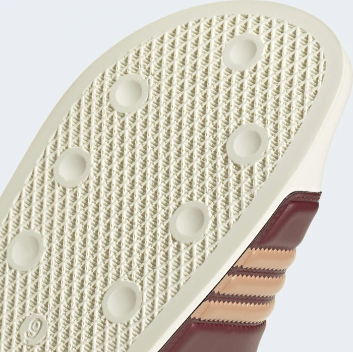 adidas Adilette shadow red/cream white/warm sandstone