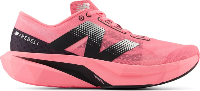 New Balance FuelCell Rebel v4 ultra pink/white/black (Herren)