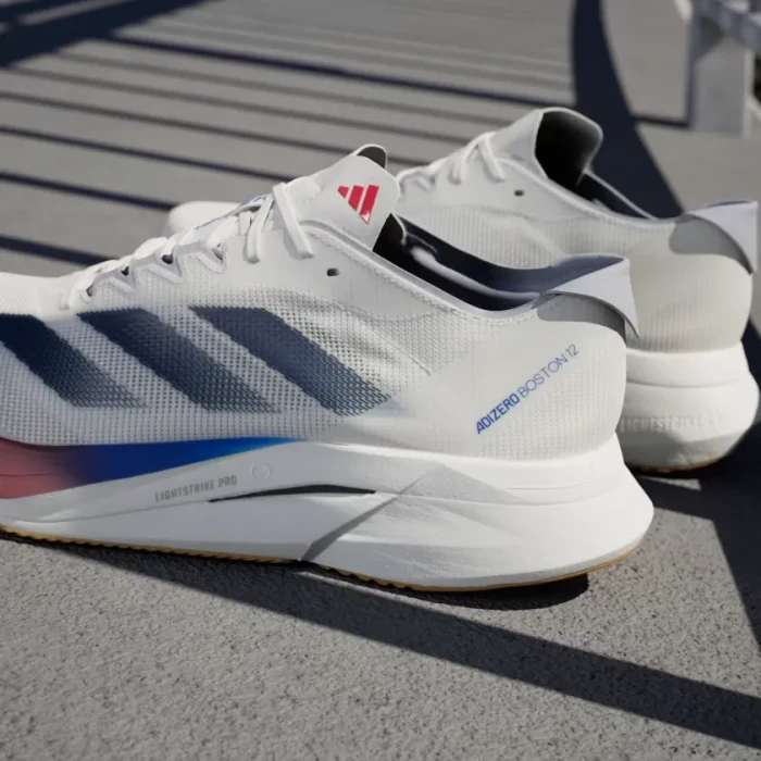 adidas Adizero Boston 12 core white/zero metallic/pure ruby (Herren)