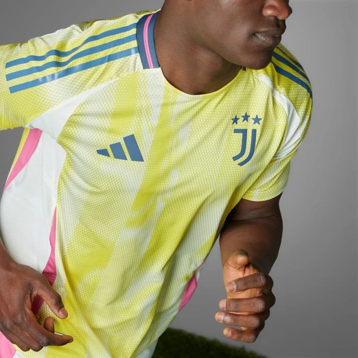 adidas Juventus Turin Authentic 2024/2025 Auswärtstrikot pure sulfur (Herren)
