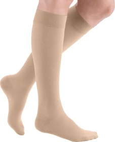 Medi Plus CCL2 AD Normal Größe I Kompressionsstrümpfe beige