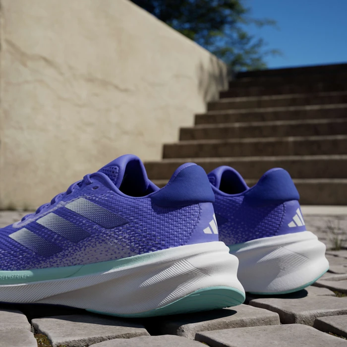 adidas Supernova Stride cobalt blue/zero metalic/purple tint (Damen)