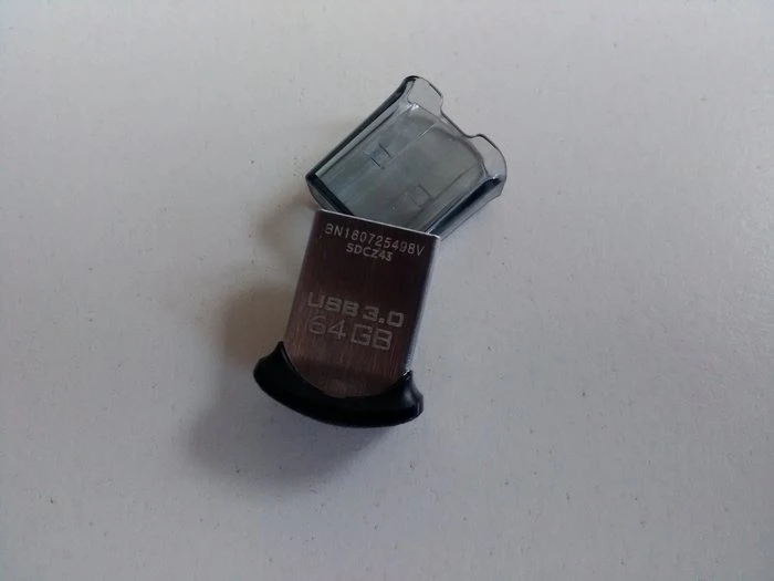 SanDisk Ultra Fit 64GB, USB-A, USB 3.2 Gen 1×1