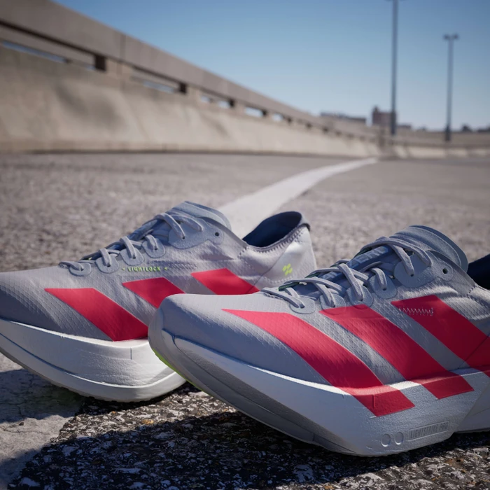 adidas Adizero Adios Pro 4 grey two/lucid red/grey (Damen)