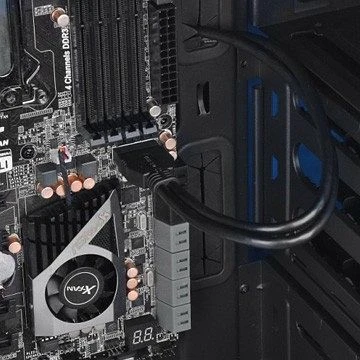 Thermaltake Chaser A31 Thunder Edition, Acrylfenster