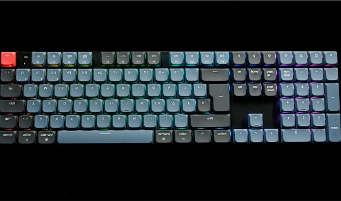 Keychron K5 Pro, schwarz/blau, LEDs RGB, hot-swap, Gateron LOW PROFILE 2.0 BROWN, USB/Bluetooth, DE