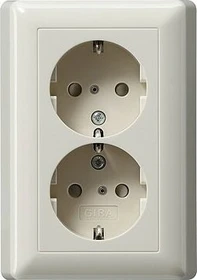 Gira SCHUKO-Doppelsteckdose 16A 250V mit Vollplatte, cremeweiß glänzend