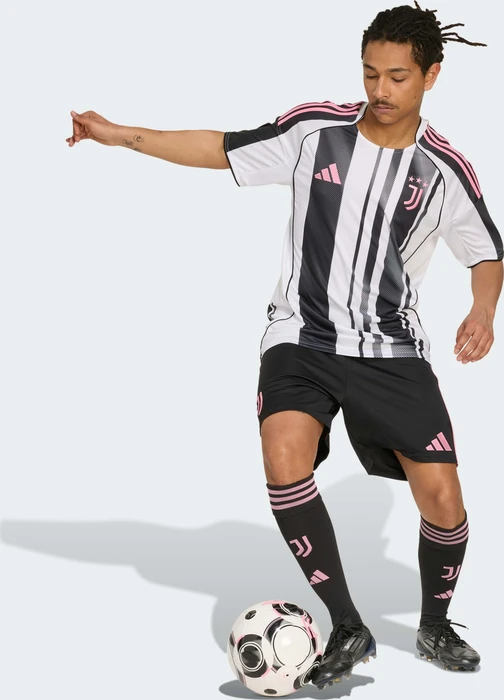 adidas Juventus Turin 2025/2026 Heimshorts schwarz/weiß (Herren)