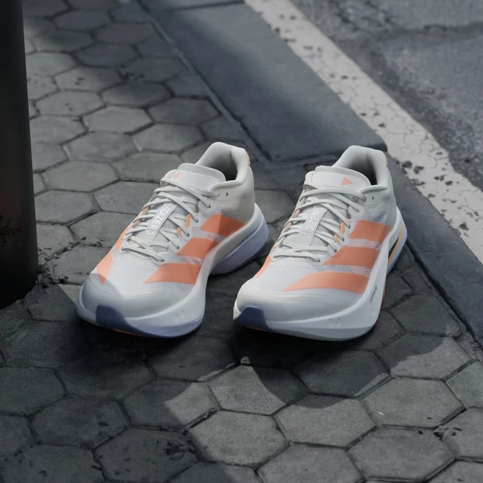 adidas Adizero Boston 13 off white/beam orange/acid orange (Damen)