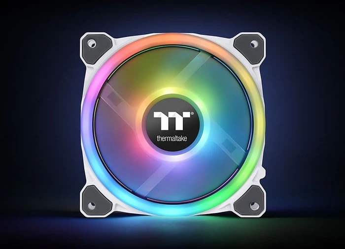 Thermaltake Riing Trio 12 RGB Radiator Fan TT Premium Edition weiß, LED-Steuerung, 120mm, 3er-Pack