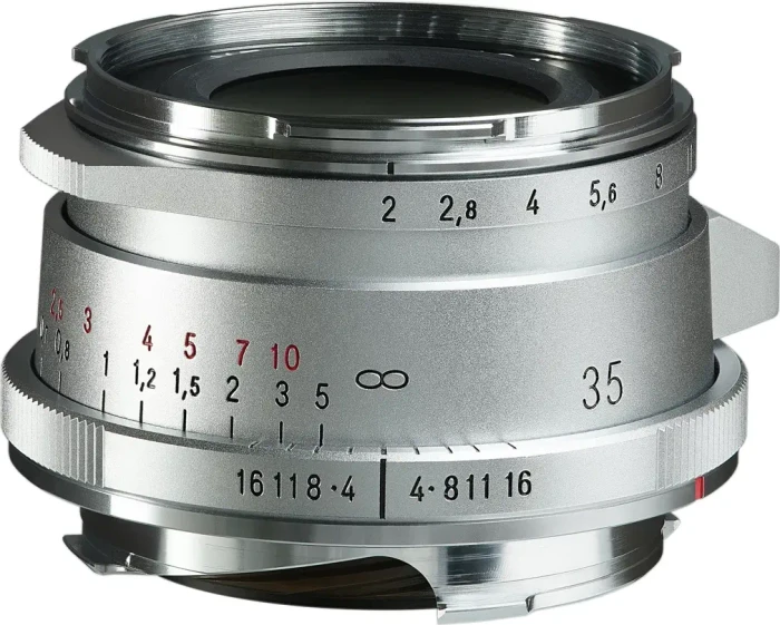 Voigtländer Ultron 35mm 2.0 II