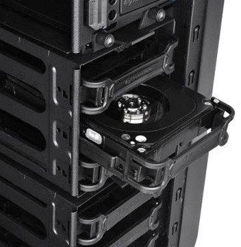 Thermaltake Chaser A31, Acrylfenster