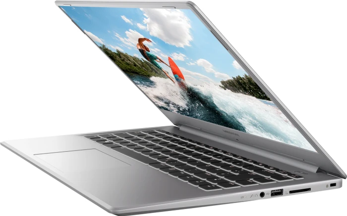 Medion Akoya P15651, Core i5-1135G7, 8GB RAM, 512GB SSD, GeForce MX450, DE