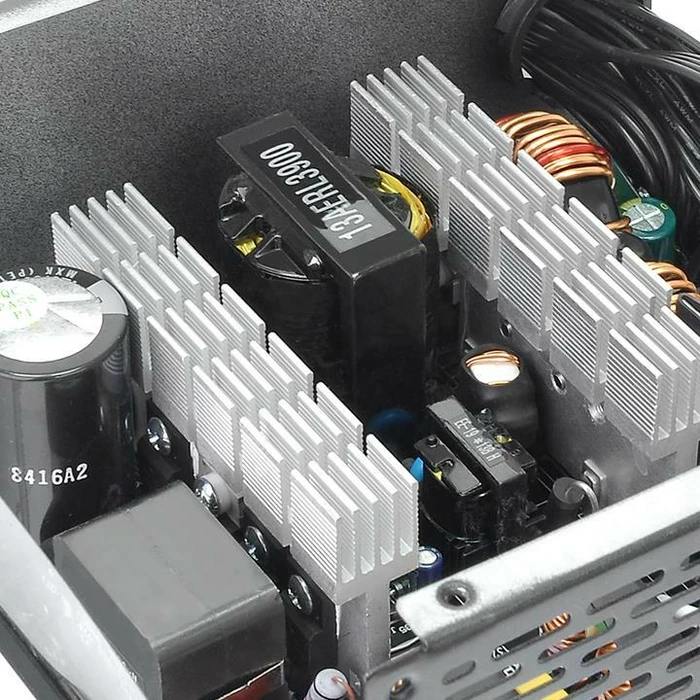 Thermaltake Smart BX1 650W, ATX 2.3