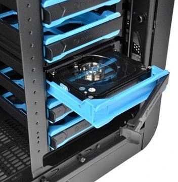 Thermaltake Core V71, Acrylfenster