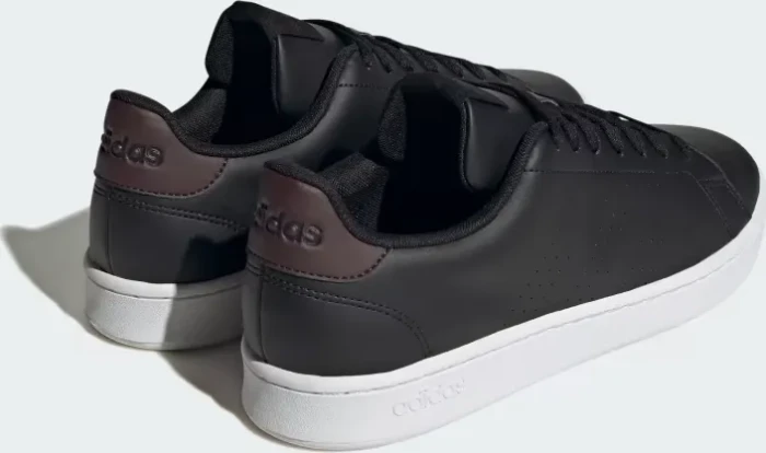 adidas Advantage core black/shadow brown f23 (Herren)