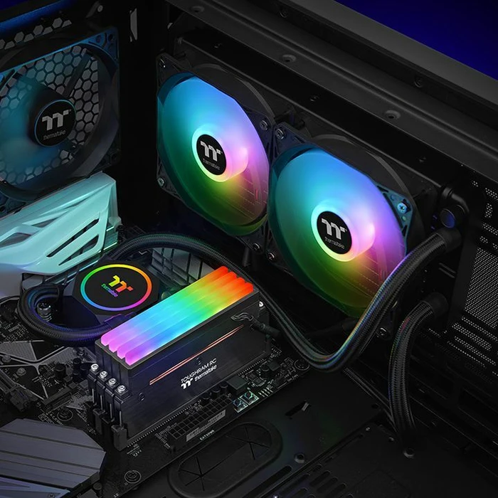 Thermaltake Floe RC240