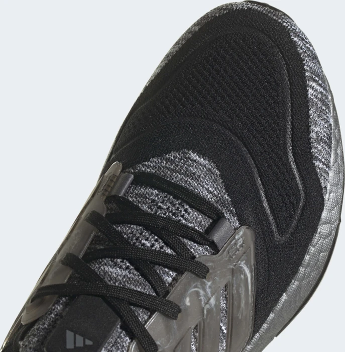 adidas Ultraboost 22 core black/grey four/carbon (Herren)