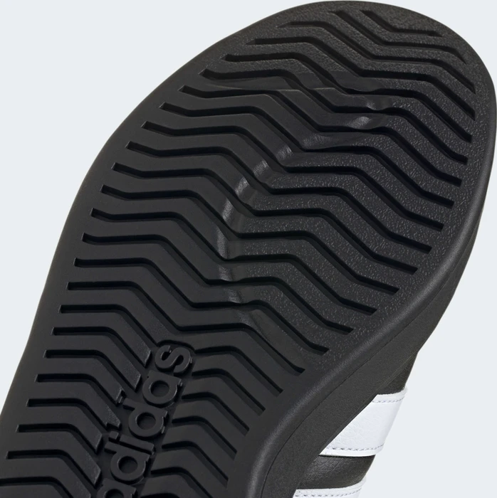 adidas Streettalk core black/cloud white/matte gold (Herren)
