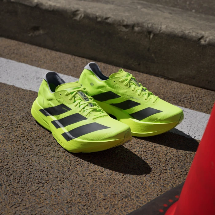adidas Adizero Adios Pro 4 lucid lemon/core black/halo silver (Herren)