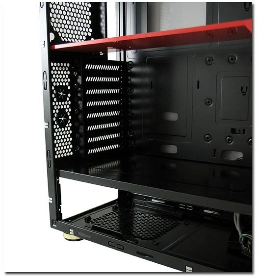 LC-Power Gaming 973W Fortress_X