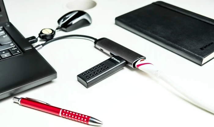 Verbatim Multiport Hub, USB-C 3.0 [Stecker]