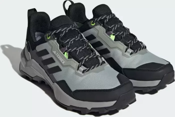 adidas Terrex AX4 GTX wonder silver/core black/grey two (Damen)