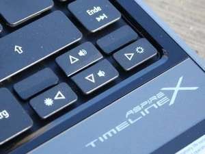 Acer Aspire TimelineX 3820TZG-P604G32nks, Pentium P6000, 4GB RAM, 320GB HDD, Mobility Radeon HD 5470, DE