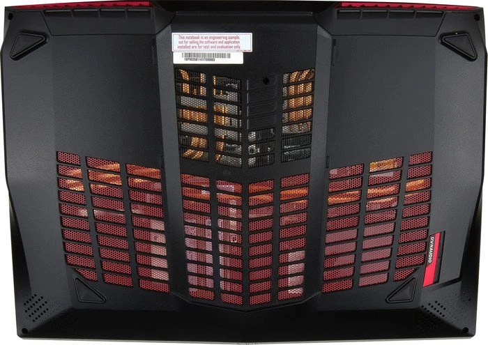 MSI GT73EVR 7RF-1200 Titan Pro, Core i7-7700HQ, 16GB RAM, 2TB HDD, GeForce GTX 1080, DE