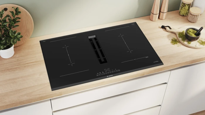 Bosch Serie 6 PVQ890F25E Induktionskochfeld mit Kochfeldabzug autark