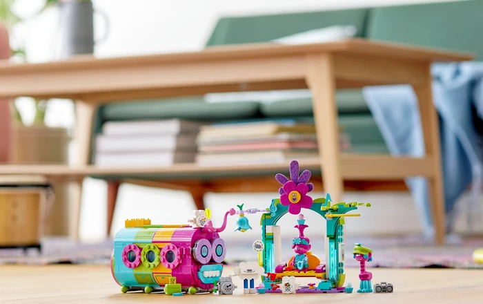 LEGO Trolls World Tour - Regenbogen-Raupenbus