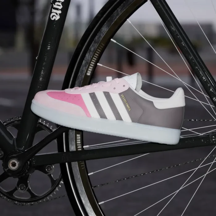 adidas Velosamba Leather charcoal/cloud white/clear pink