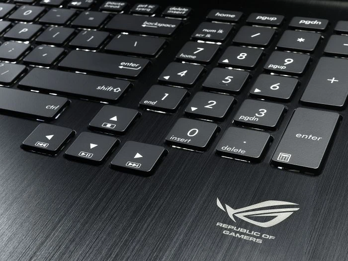 ASUS ROG G750JW-T4019H, schwarz, Core i7-4700HQ, 8GB RAM, 1TB HDD, GeForce GTX 765M, DE