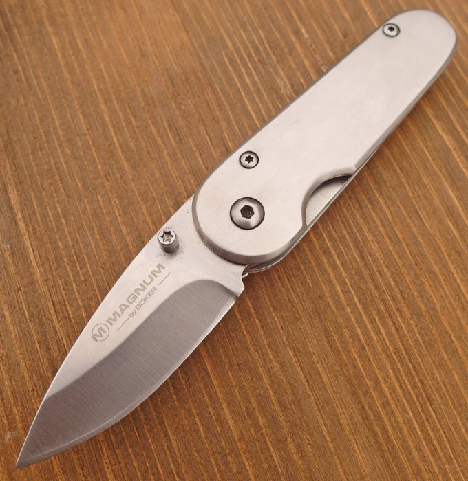 Böker Magnum Handwerksmeister 6 Taschenmesser