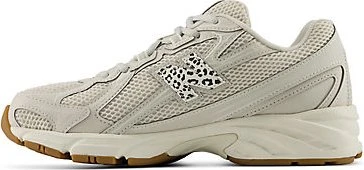 New Balance 740 moonbeam/sea salt