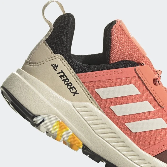 adidas Terrex Trailmaker Rain.RDY coral fusion/wonder white/solar gold (Junior)