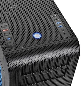 Thermaltake Core V71, Acrylfenster