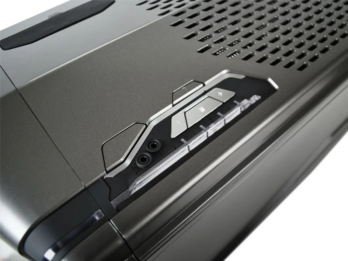 NZXT Phantom 820 Gunmetal, Acrylfenster