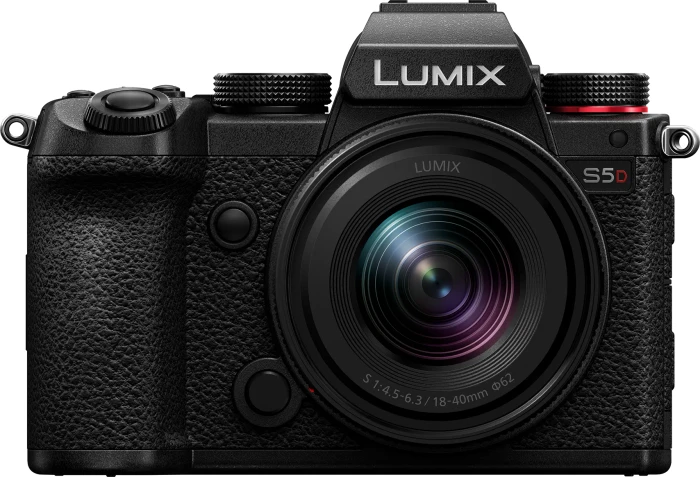 Panasonic Lumix DC-S5D mit Objektiv Lumix S 18-40mm 4.5-6.3