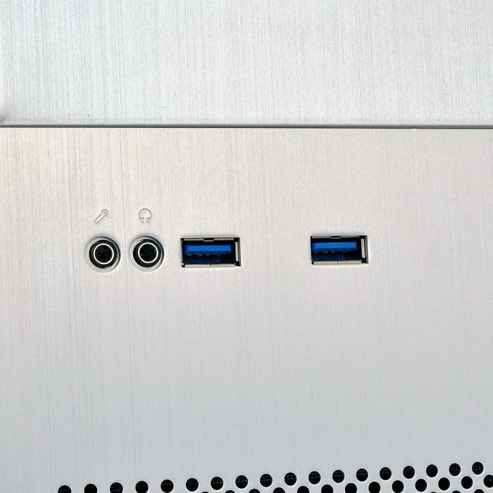 Lian Li PC-8EA silber