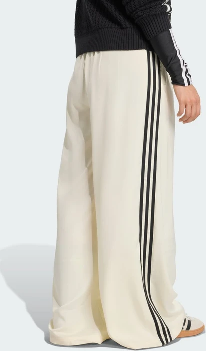 adidas Adicolor Satin Wide Leg Trainingshose lang cream white/black (Damen)