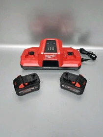 Milwaukee M18 FORGENRG-602DBSC Forge Starterset 18V, 6.0Ah, Li-Ionen, 2 Akkus [12.0Ah] [216Wh]