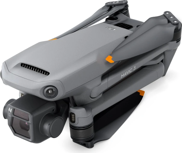 DJI Mavic 3 Fly More Combo