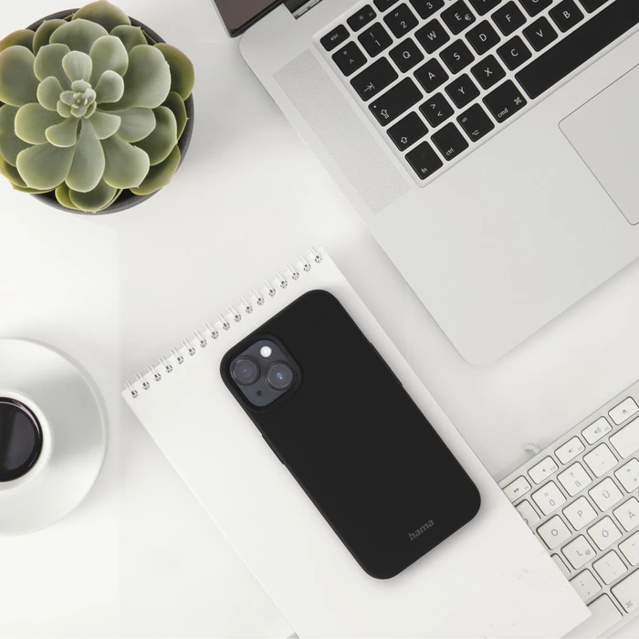 Hama Cover MagCase Finest Feel Pro für Apple iPhone 14 Plus schwarz