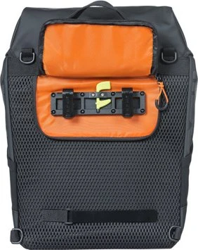 Basil Miles Tarpaulin Backpack Gepäcktasche schwarz/orange