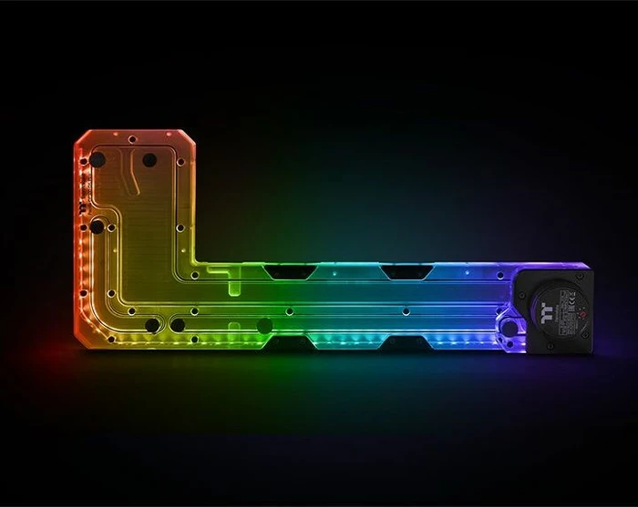 Thermaltake Pacific Core P5 DP-D5 Plus Distro-Plate, Verteilerplatte mit Pumpe